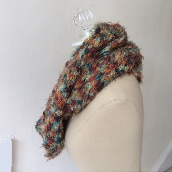 Super Soft Chunky Knit Multicolor Infinity Scarf - Picture 4 of 5